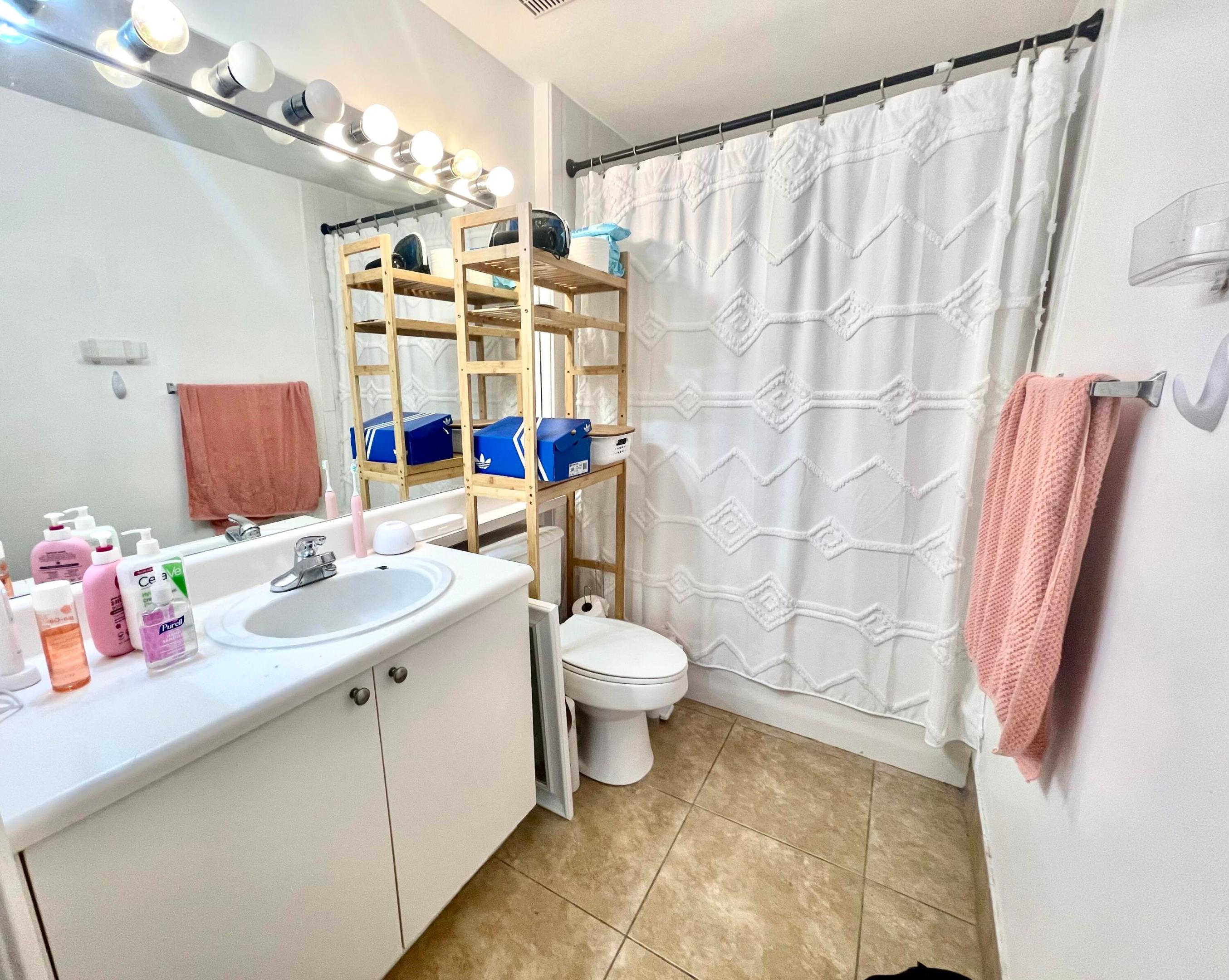 EL-AD NOB HILL CONDO - Residential Lease