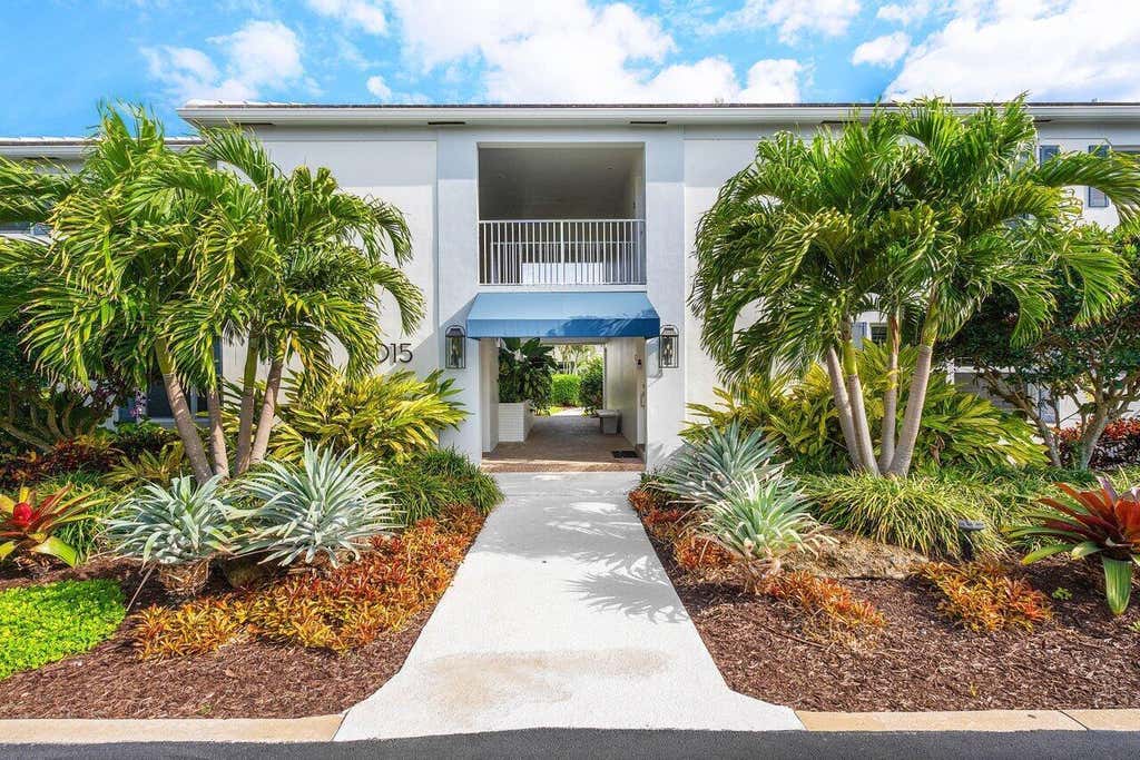 Photo of 1015 Ingraham Avenue #2, Delray Beach, FL 33483 (MLS # B26055144)
