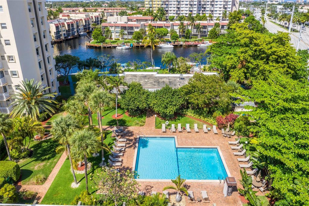 Photo of 801 S Federal Highway #804, Pompano Beach, FL 33062 (MLS # F10555357)