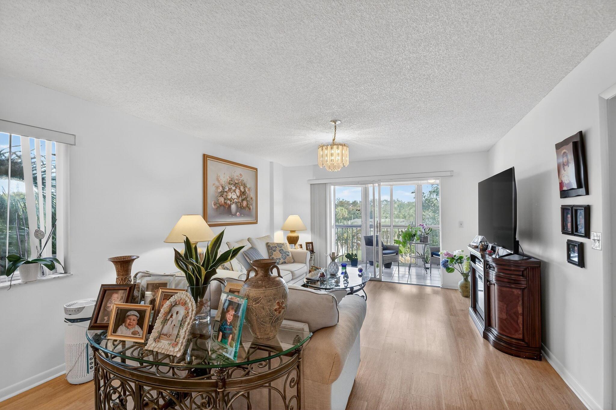 FOUNTAINVIEW AT SPRING LK - Residential Lease