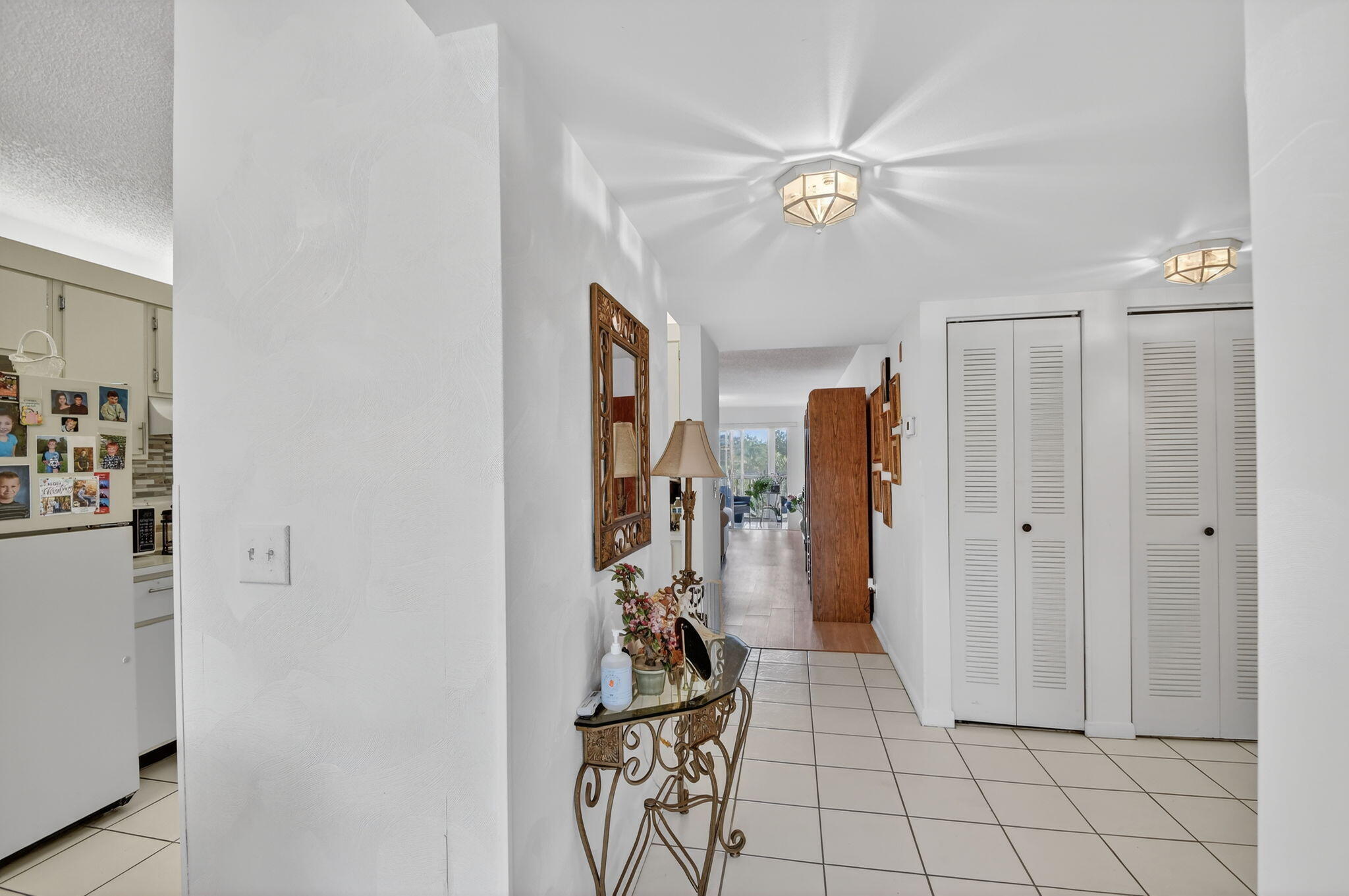 FOUNTAINVIEW AT SPRING LK - Residential Lease