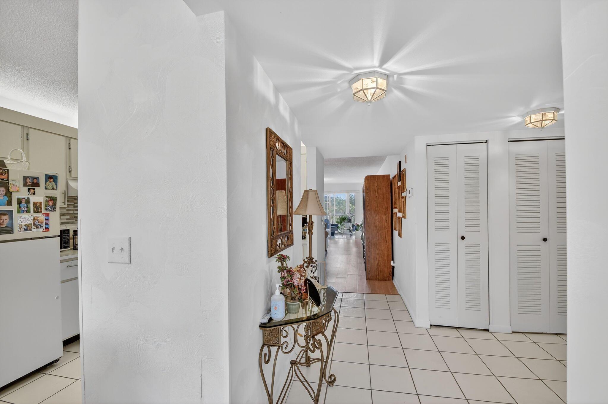 FOUNTAINVIEW AT SPRING LK - Residential Lease