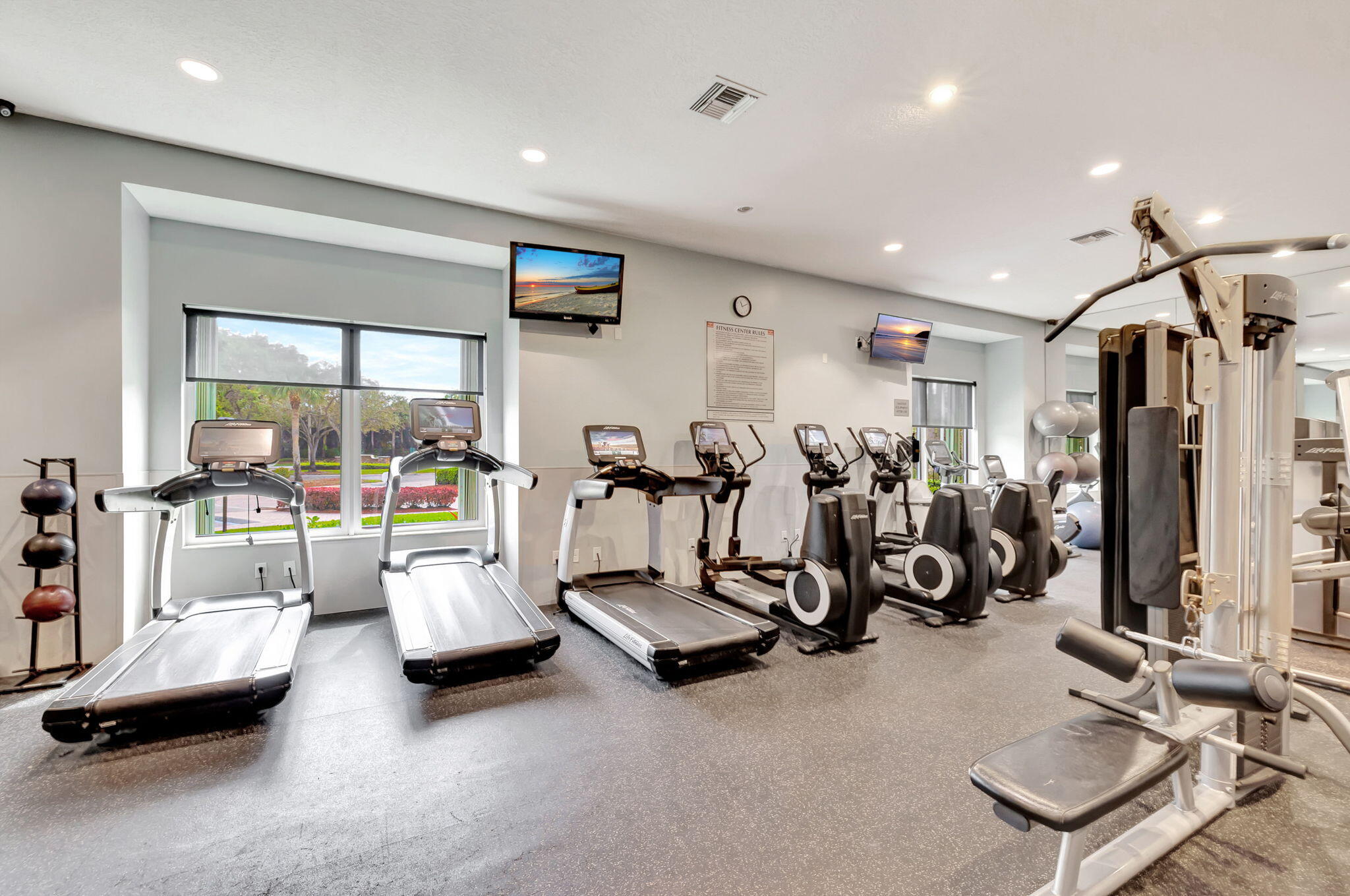 SMITH FARM - Residential