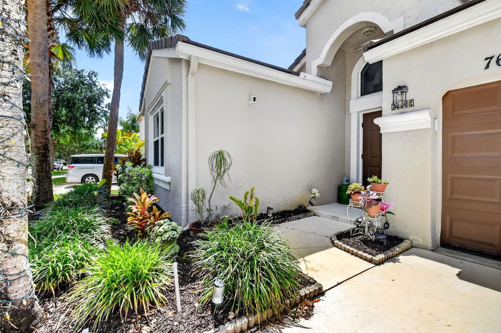 Photo of 7680 Great Oak Drive, Lake Worth, FL 33467 (MLS # B26019255)