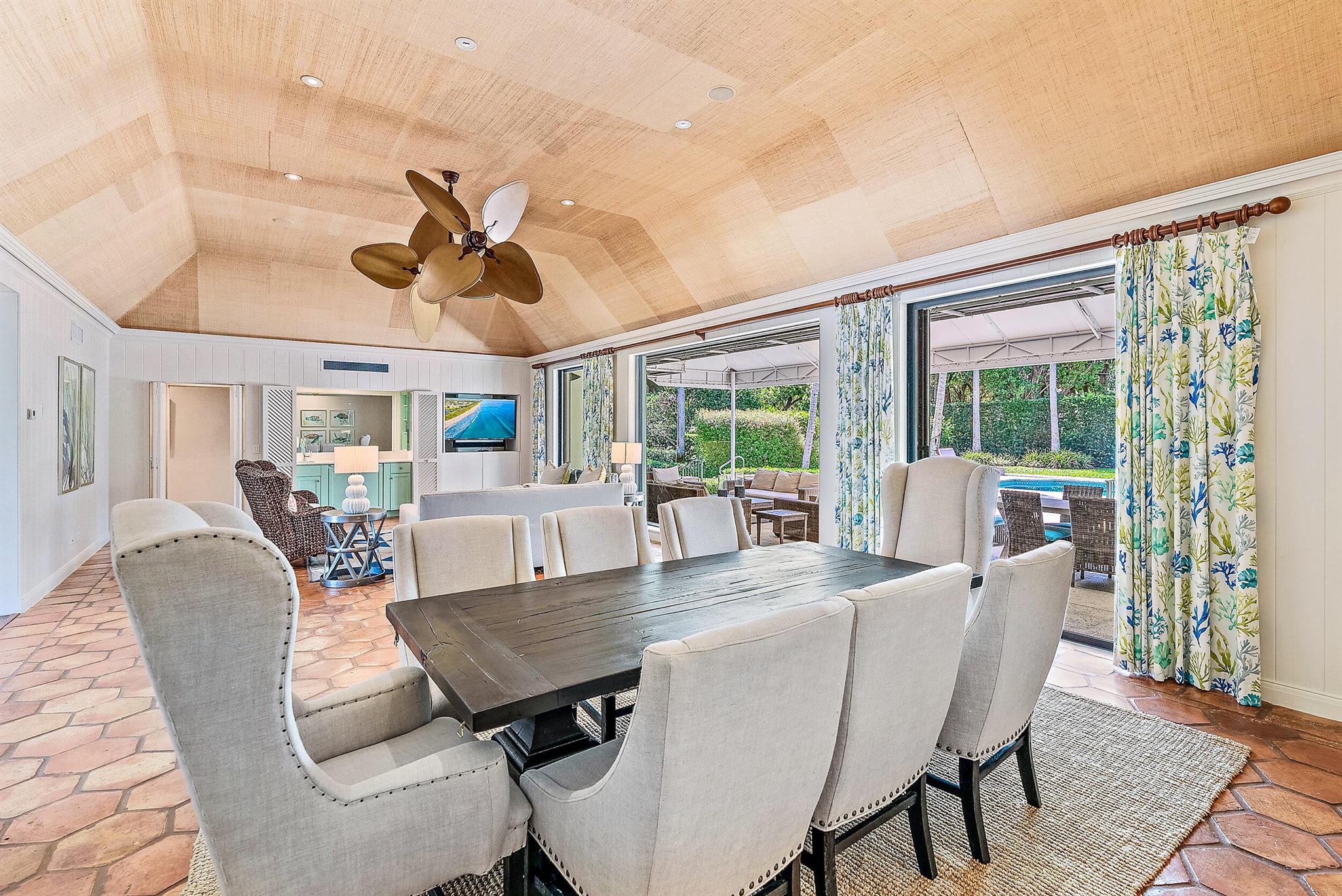 JUPITER ISLAND - Residential Lease