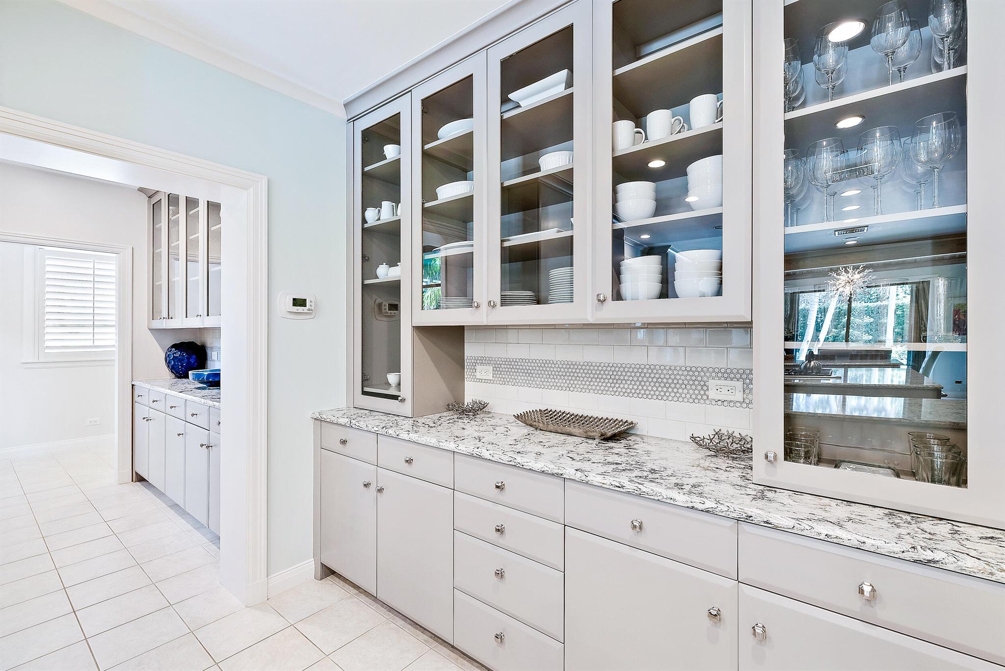 JUPITER ISLAND - Residential Lease