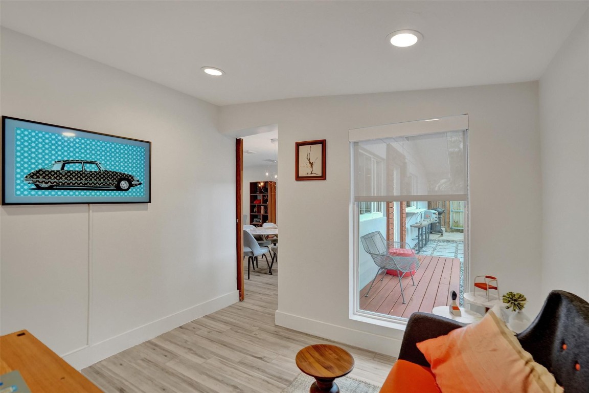 HILLSBORO SHORES SEC B - Residential