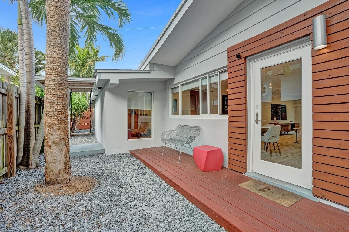 HILLSBORO SHORES SEC B - Residential