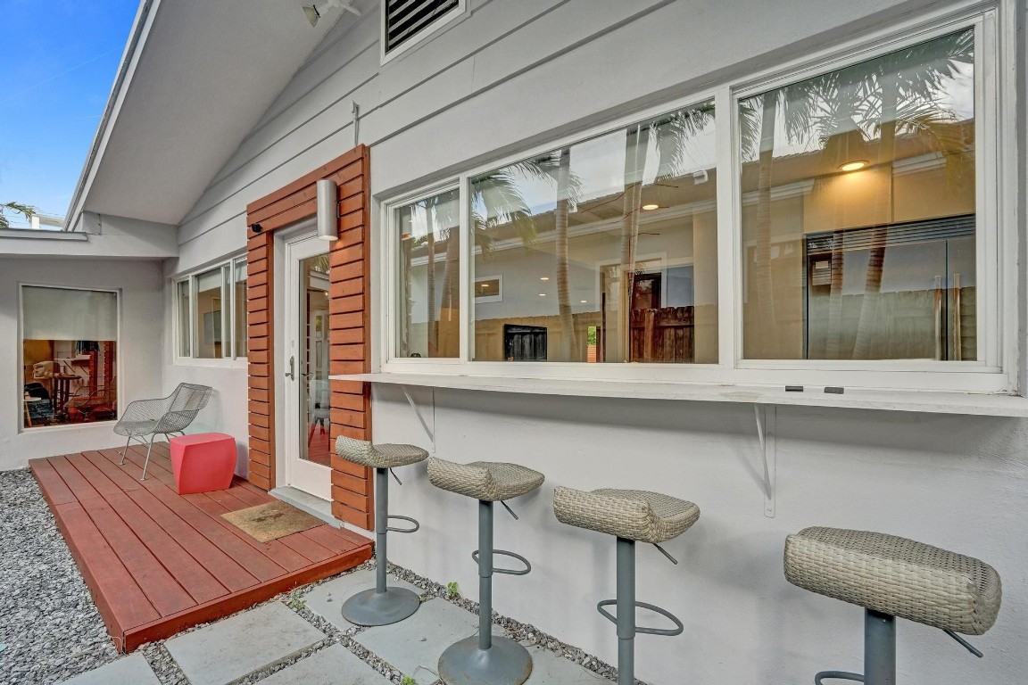 HILLSBORO SHORES SEC B - Residential