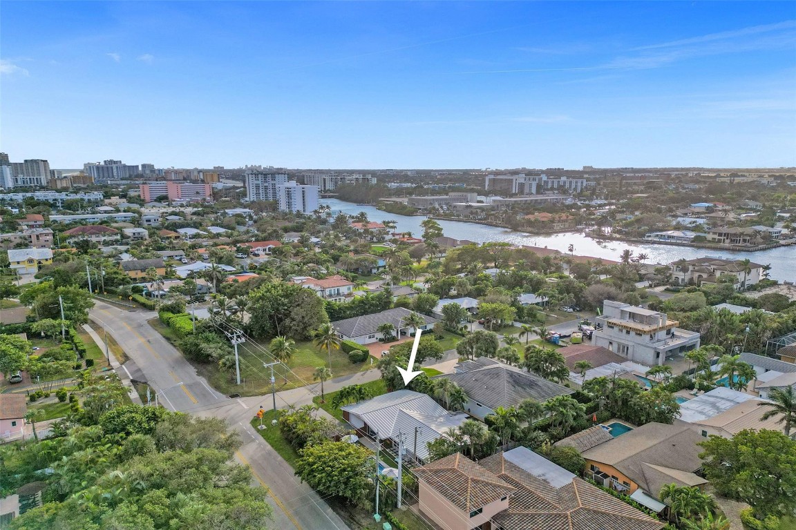 HILLSBORO SHORES SEC B - Residential