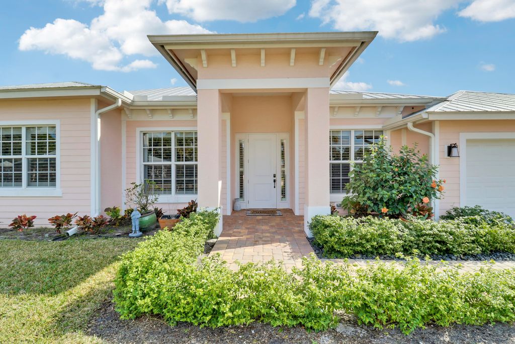 Photo of 5307 SW Viola Court, Stuart, FL 34997 (MLS # R11138726)