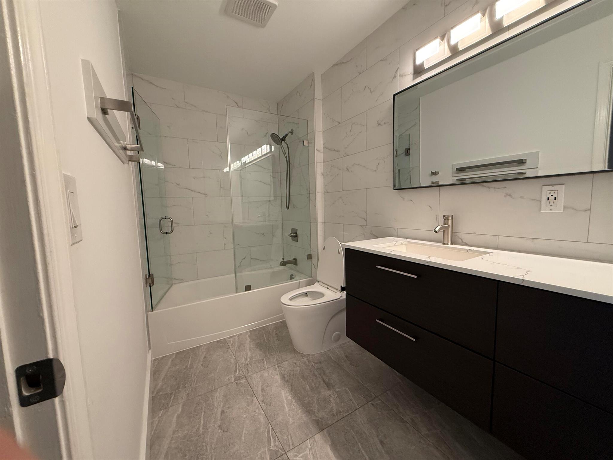 NAUTICA PL 1 - Residential Lease