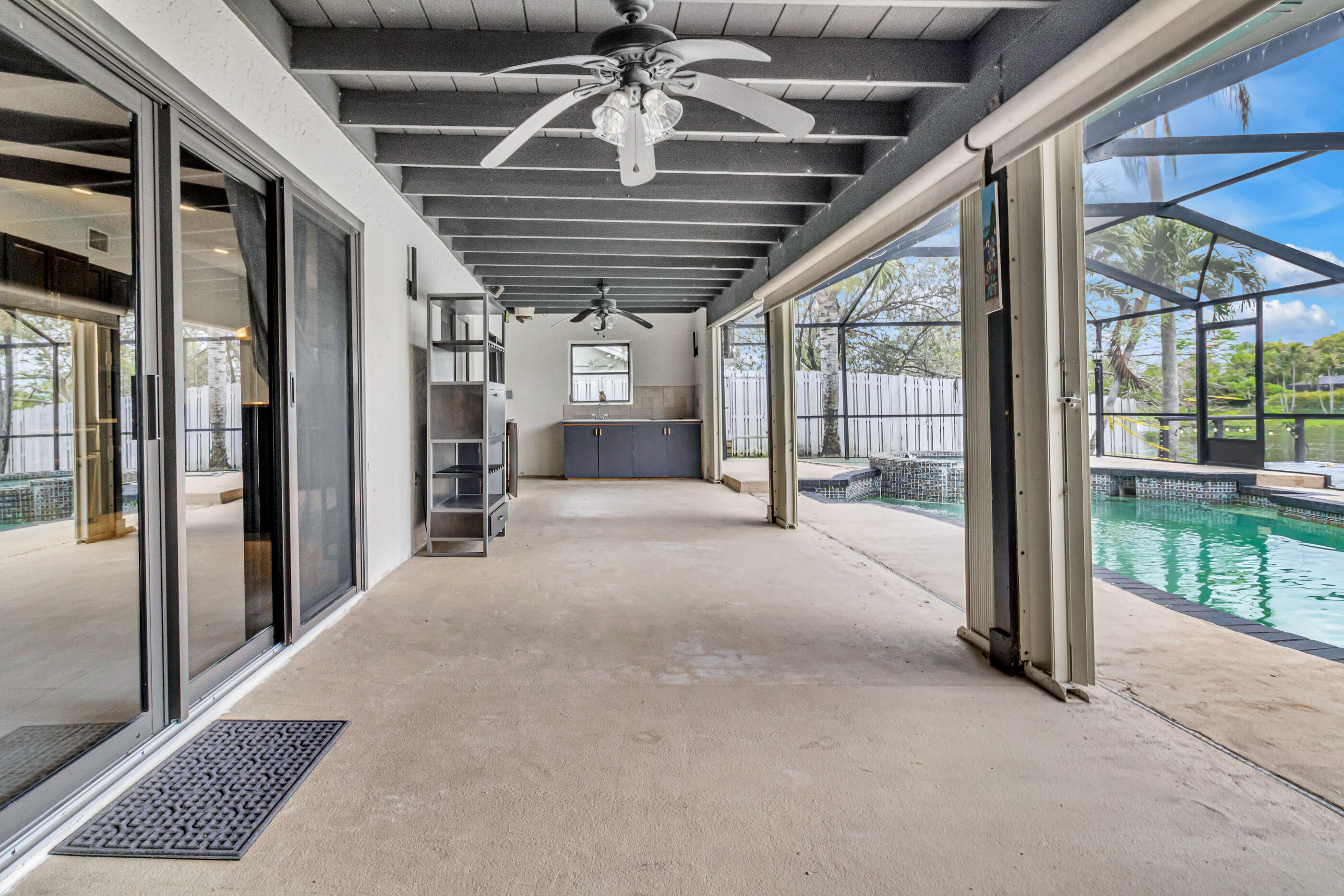 JACARANDA LAKES SECTION SEVEN - Residential