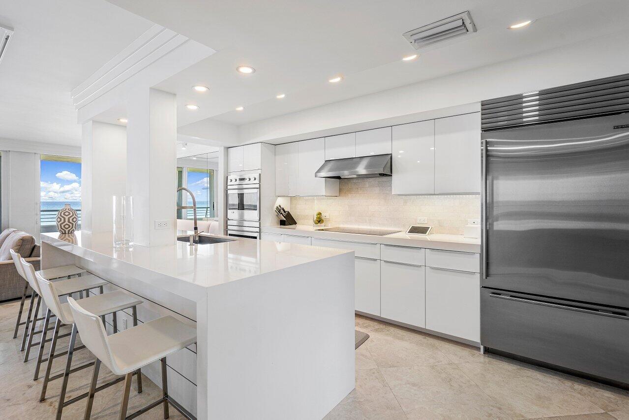 TWENTY SIX HUNDRED COND - Residential