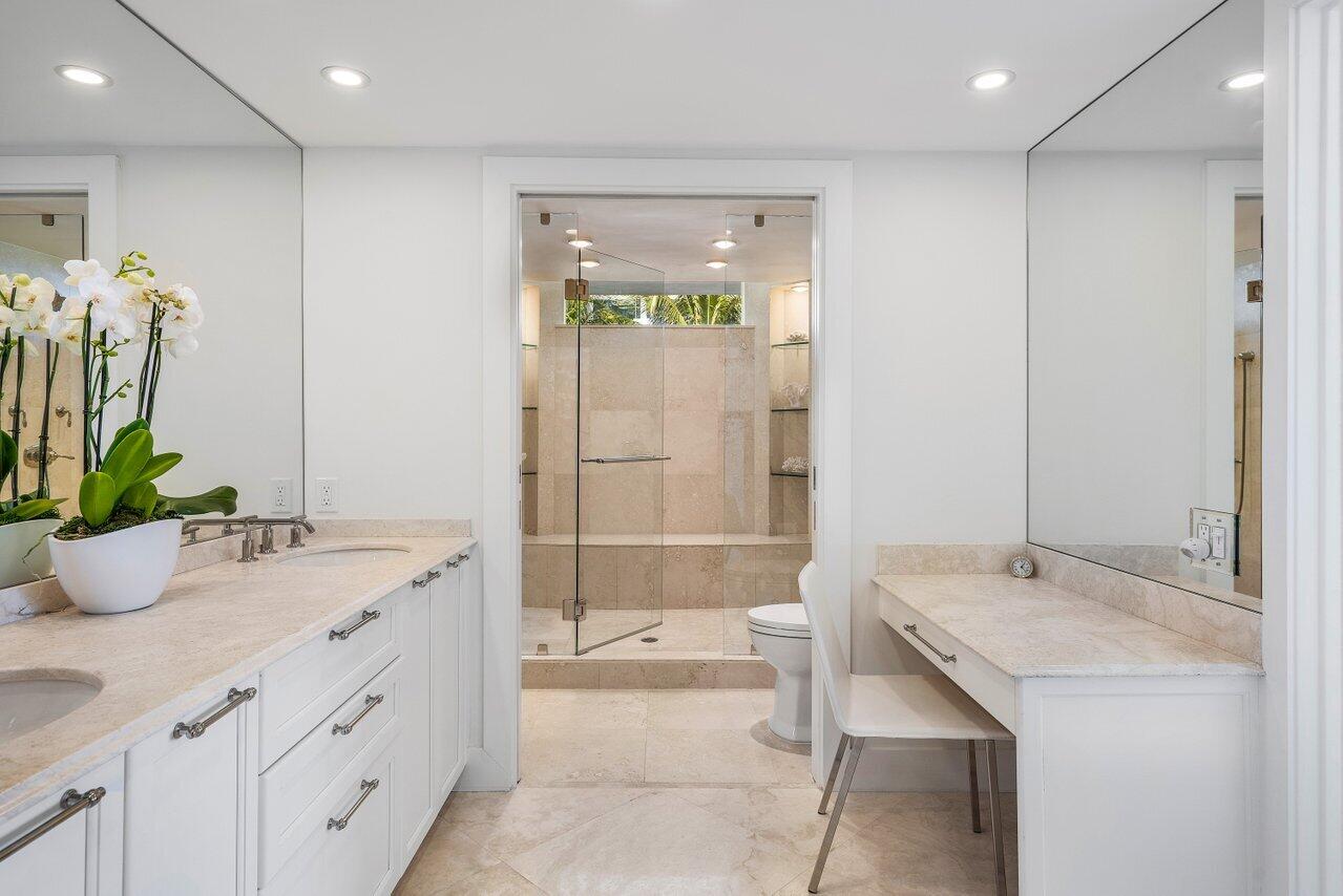 TWENTY SIX HUNDRED COND - Residential