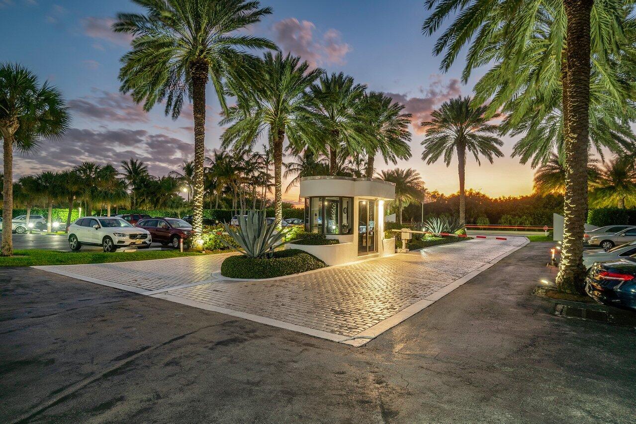 TWENTY SIX HUNDRED COND - Residential