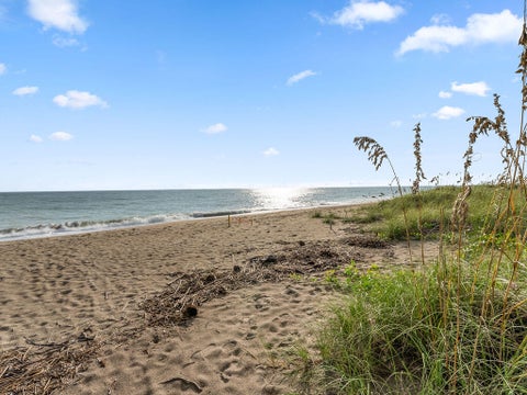 Tiny photo for 1916 RIO VISTA Drive, Fort Pierce, FL 34949 (MLS # B26088585)