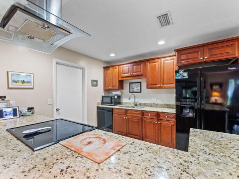Tiny photo for 1916 RIO VISTA Drive, Fort Pierce, FL 34949 (MLS # B26088585)