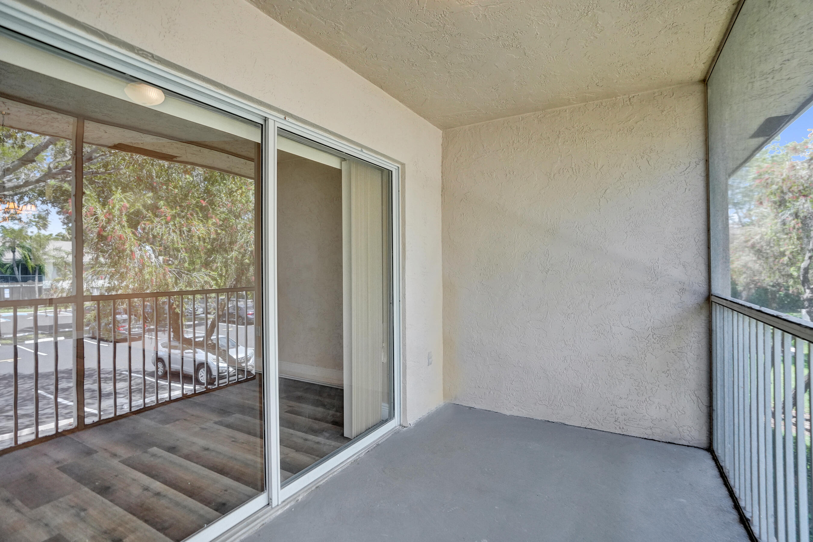 TRENT CONDOMINIUM - Residential