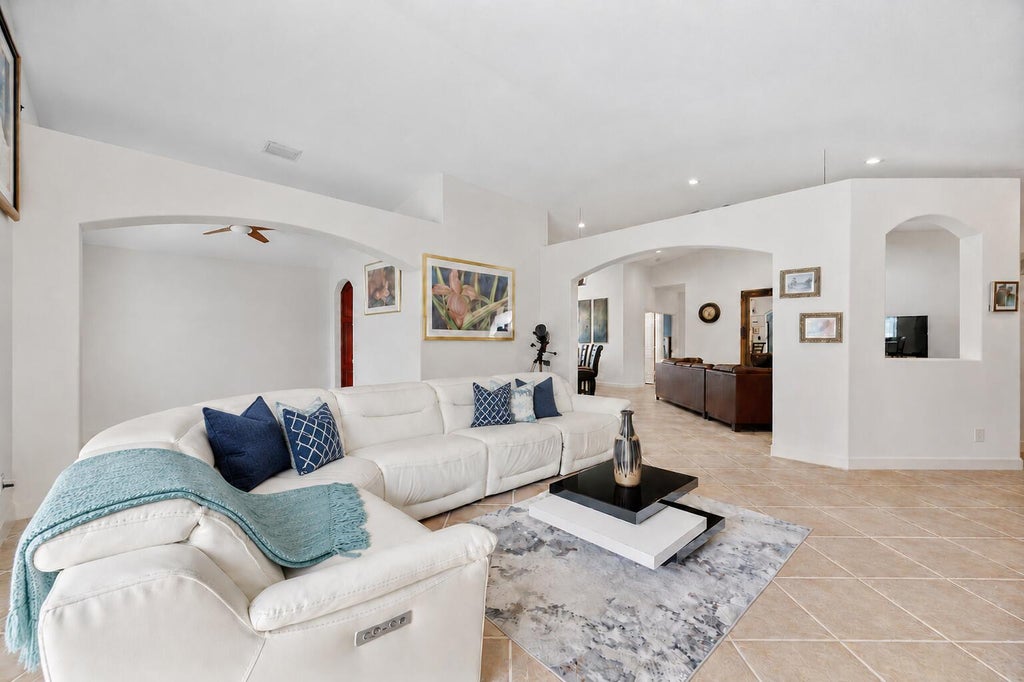 Photo of 14520 SW 37th Street, Miramar, FL 33027 (MLS # B26045514)