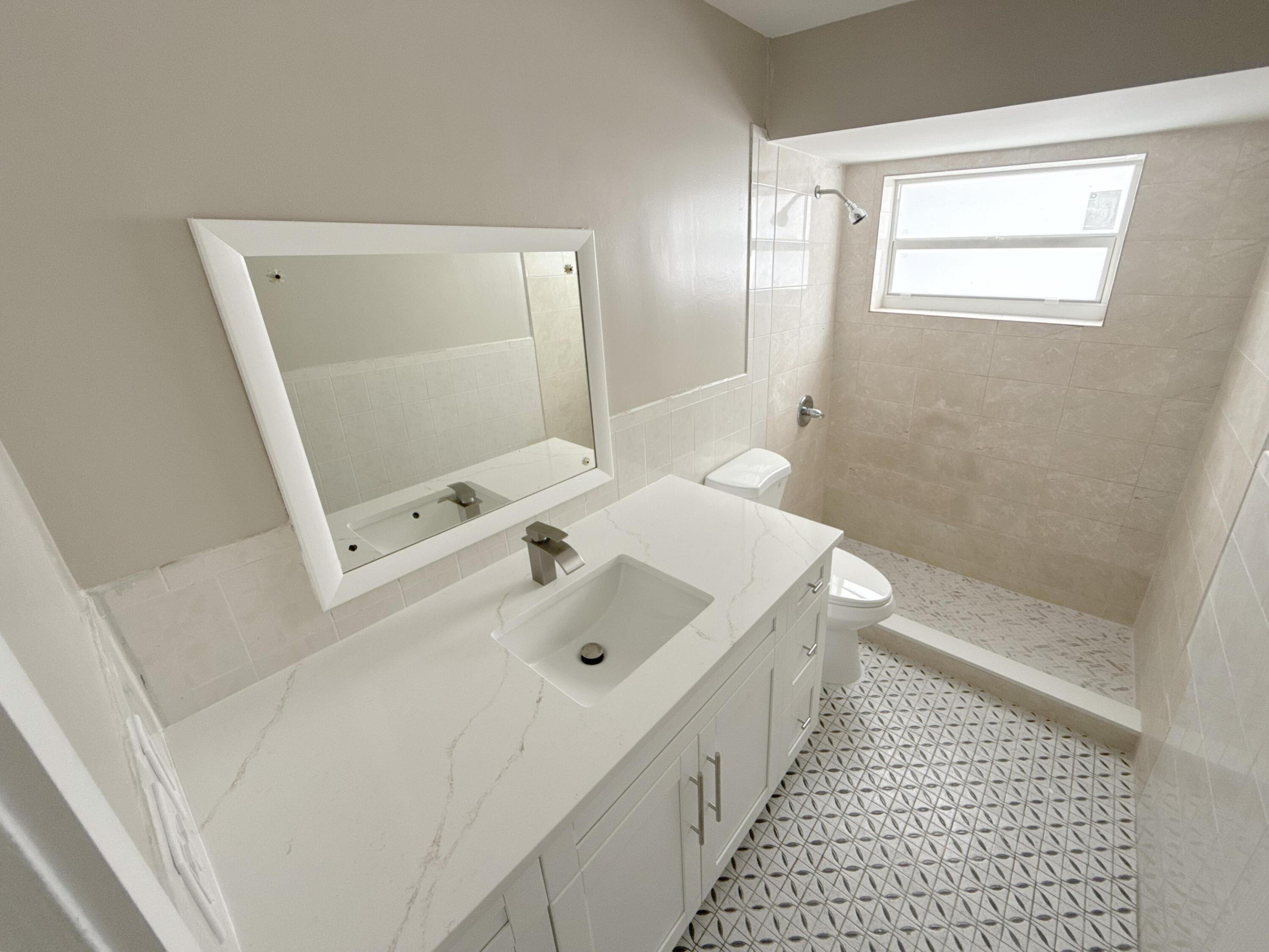 ROCK HILL SEC - Residential Lease