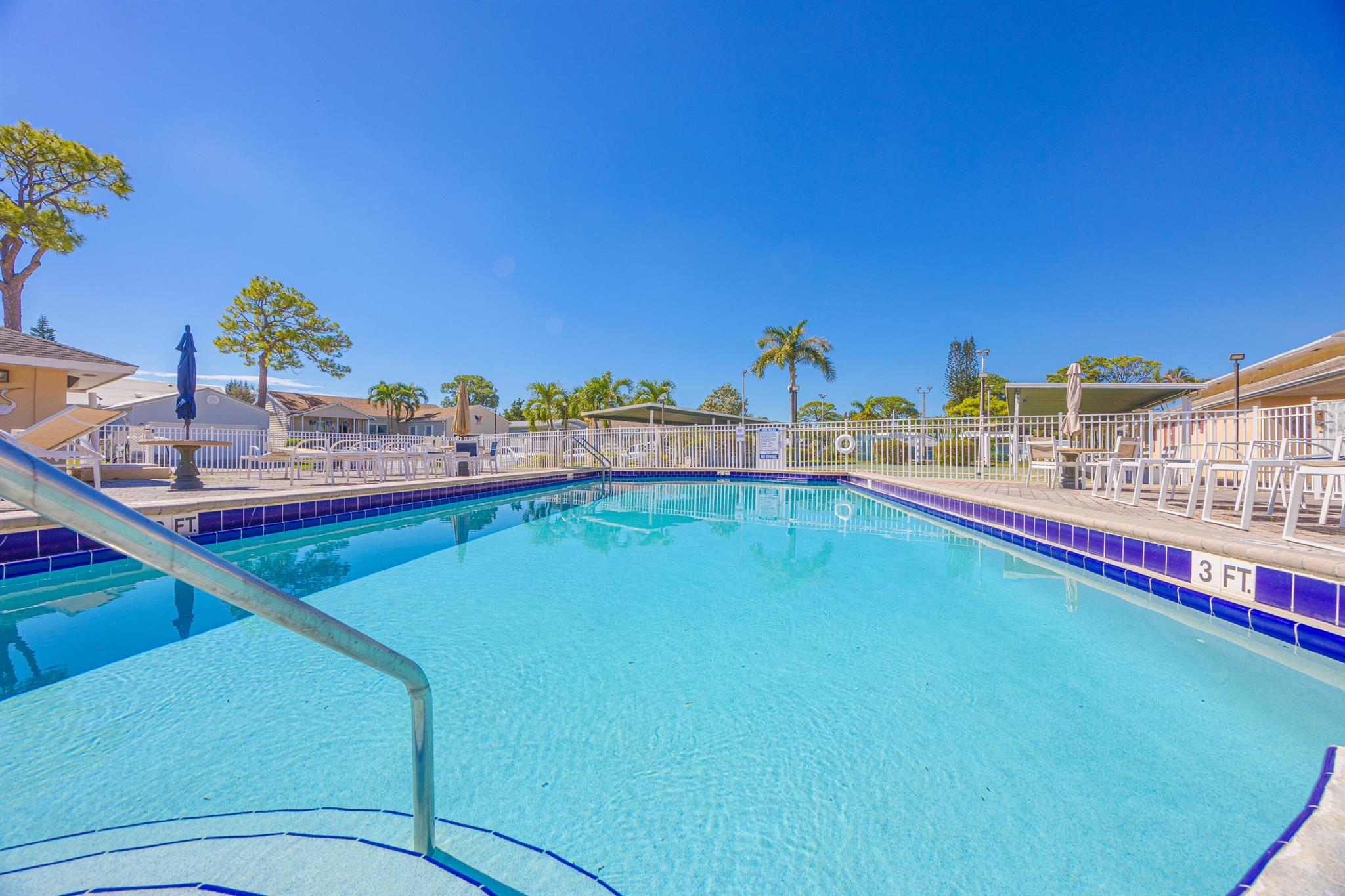 MARALAGO CAY - Residential