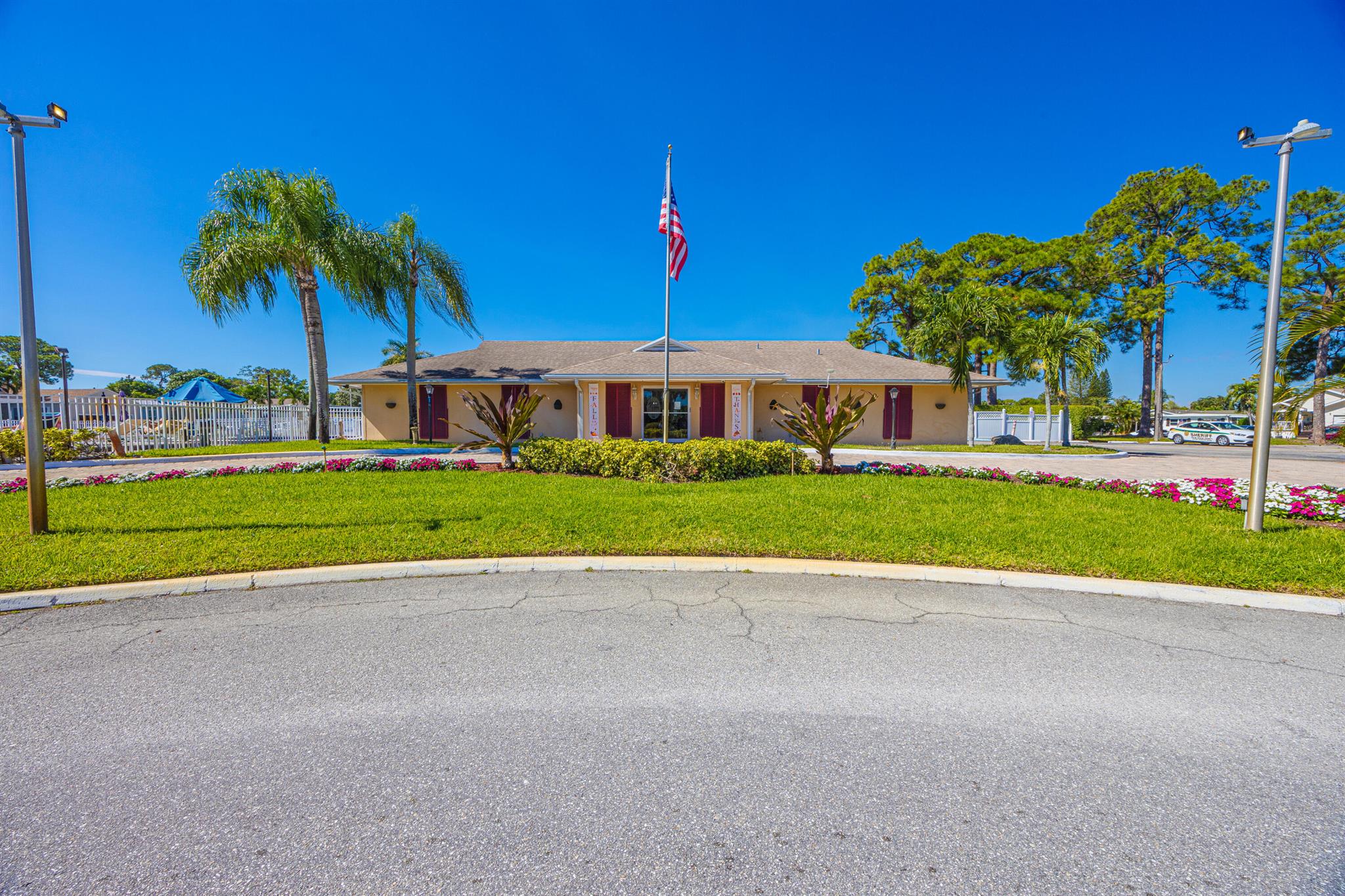 MARALAGO CAY - Residential