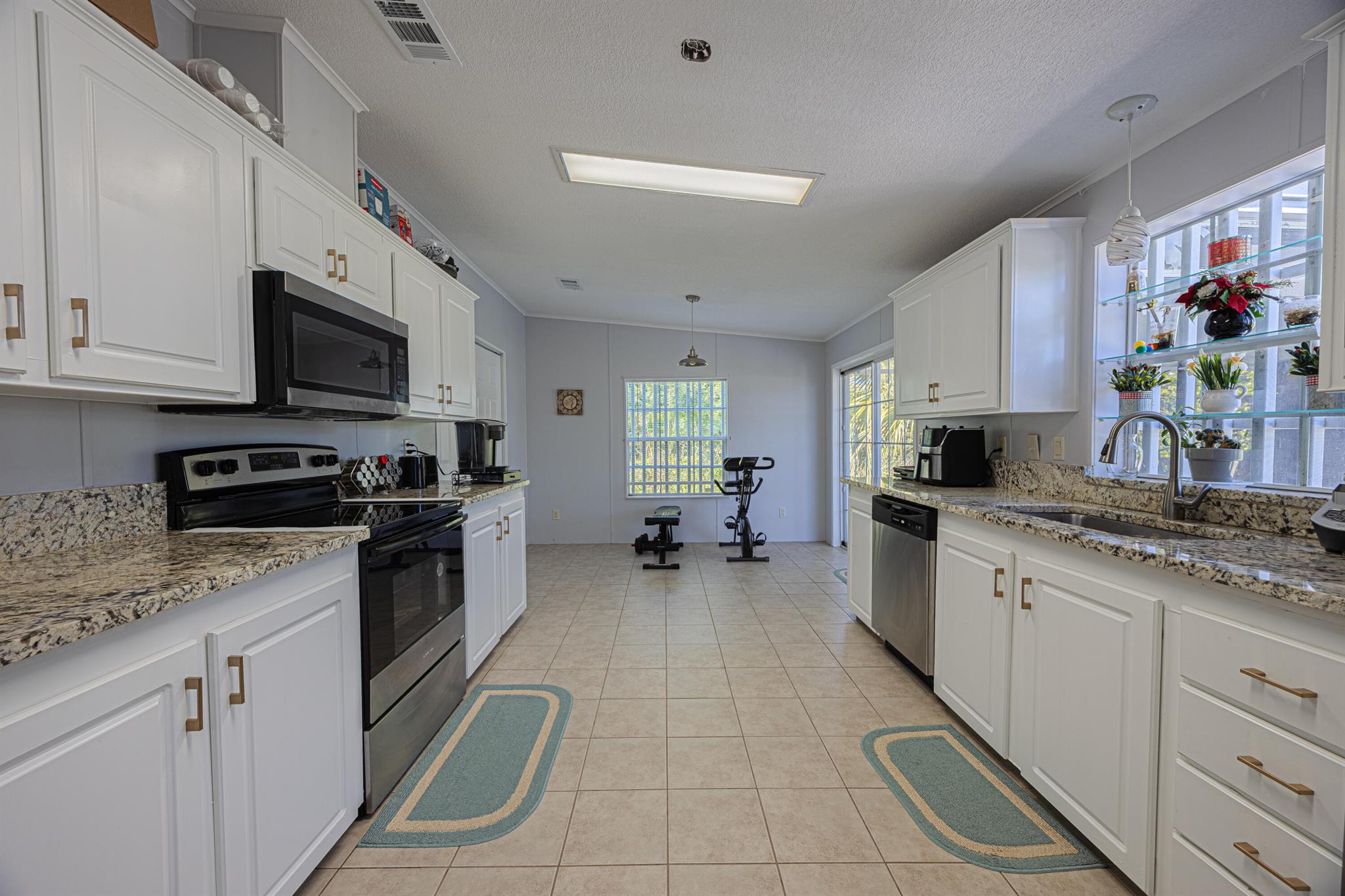 MARALAGO CAY - Residential