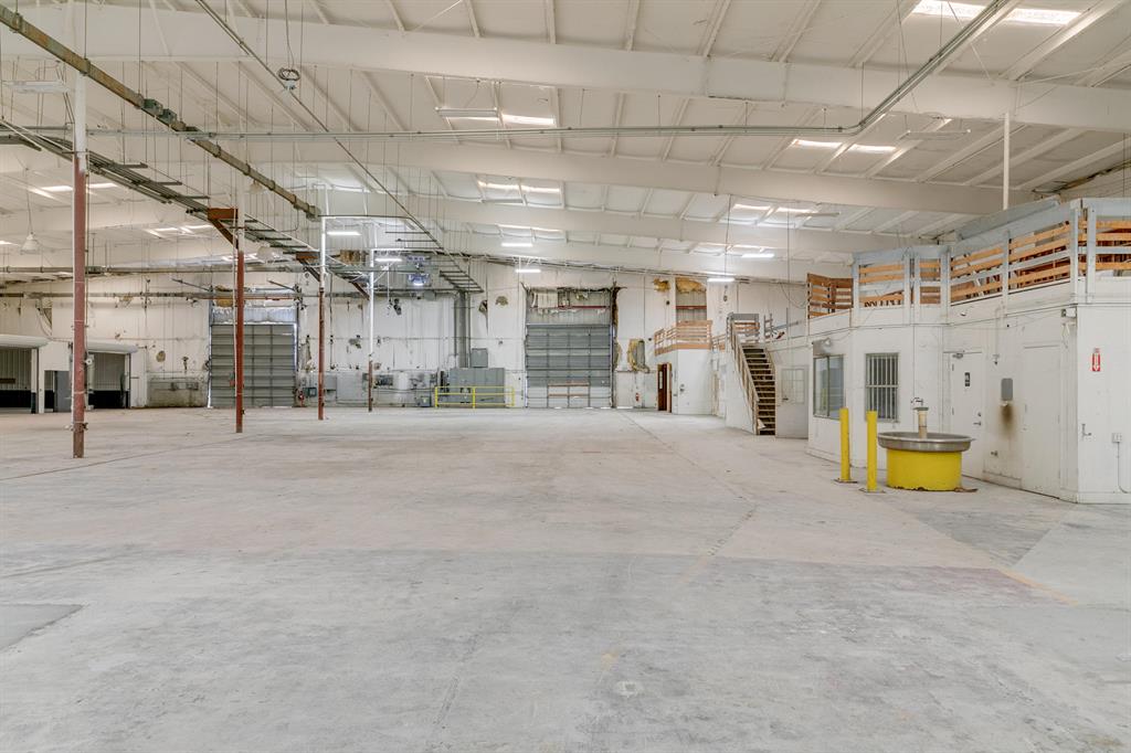 A. A. BERRYS PLAT - Commercial Sale