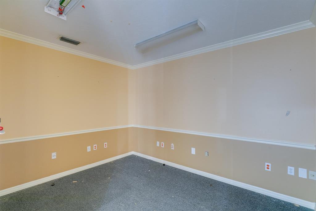 A. A. BERRYS PLAT - Commercial Sale