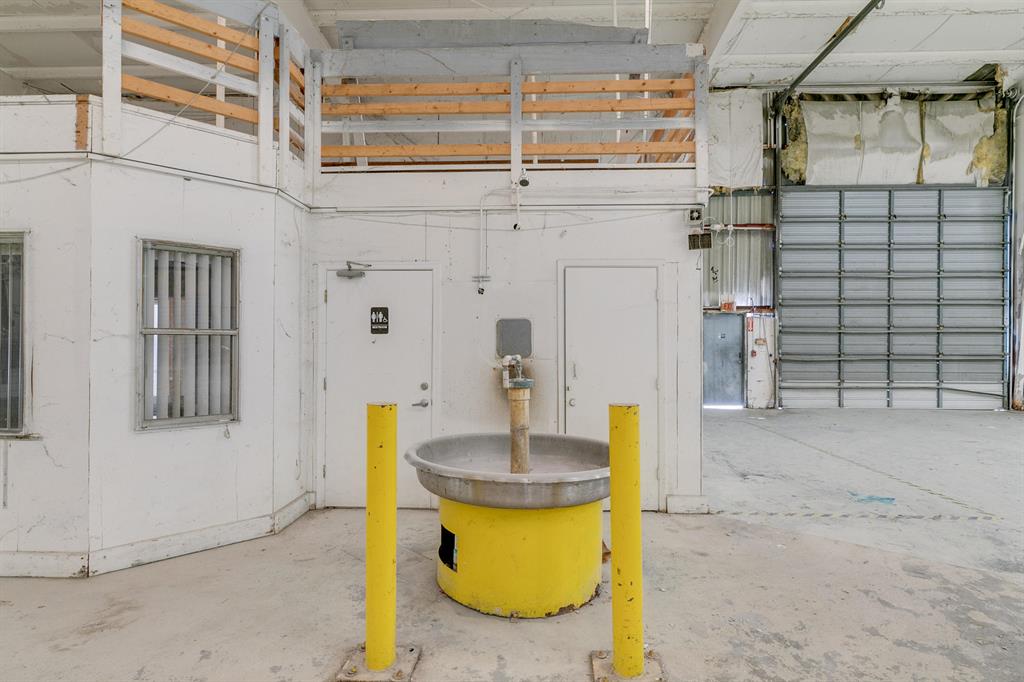 A. A. BERRYS PLAT - Commercial Sale