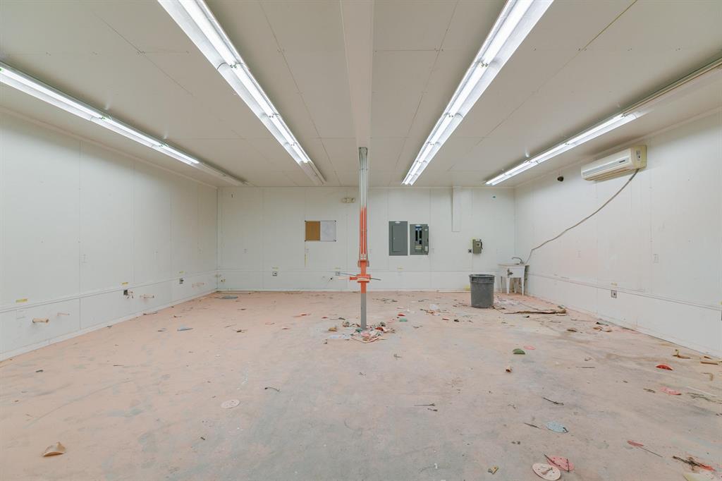 A. A. BERRYS PLAT - Commercial Sale