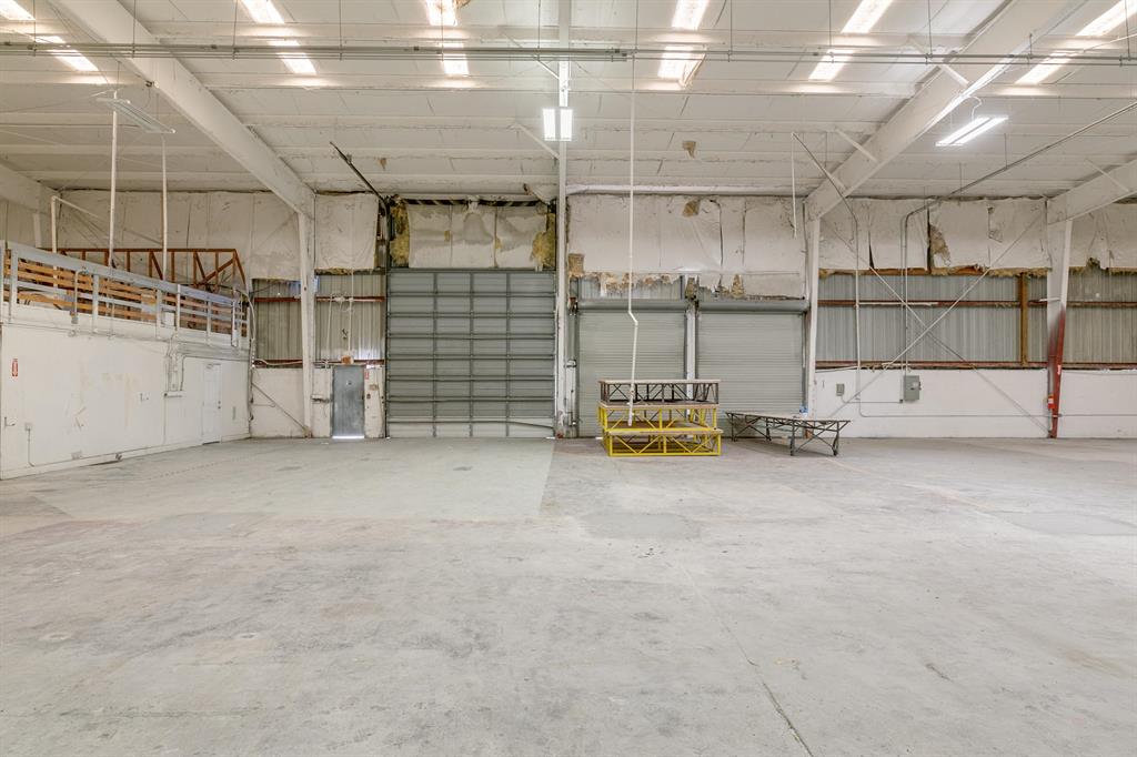 A. A. BERRYS PLAT - Commercial Sale