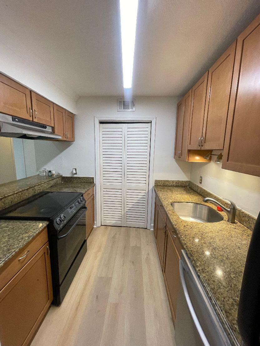 BOYNTON LANDINGS CONDO - Residential Lease