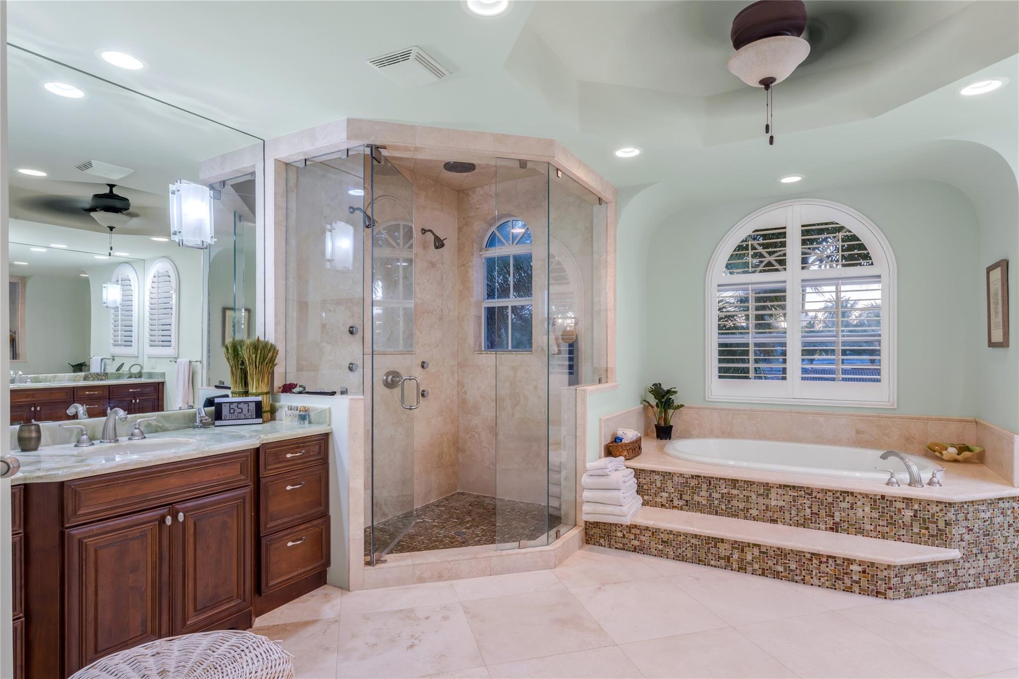 Lake Placid 35-23 B - Residential