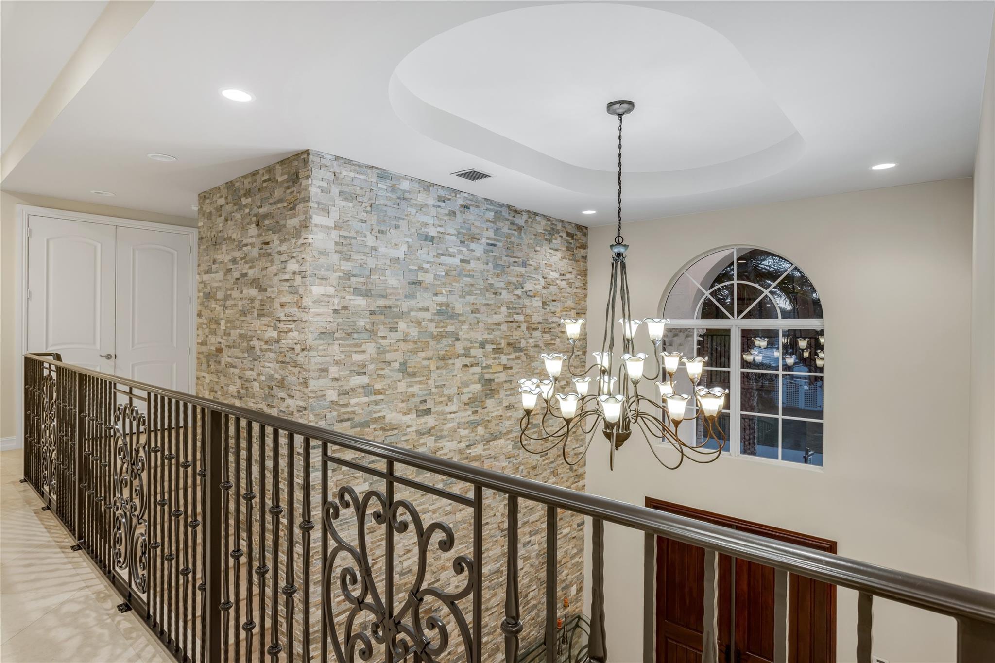 Lake Placid 35-23 B - Residential