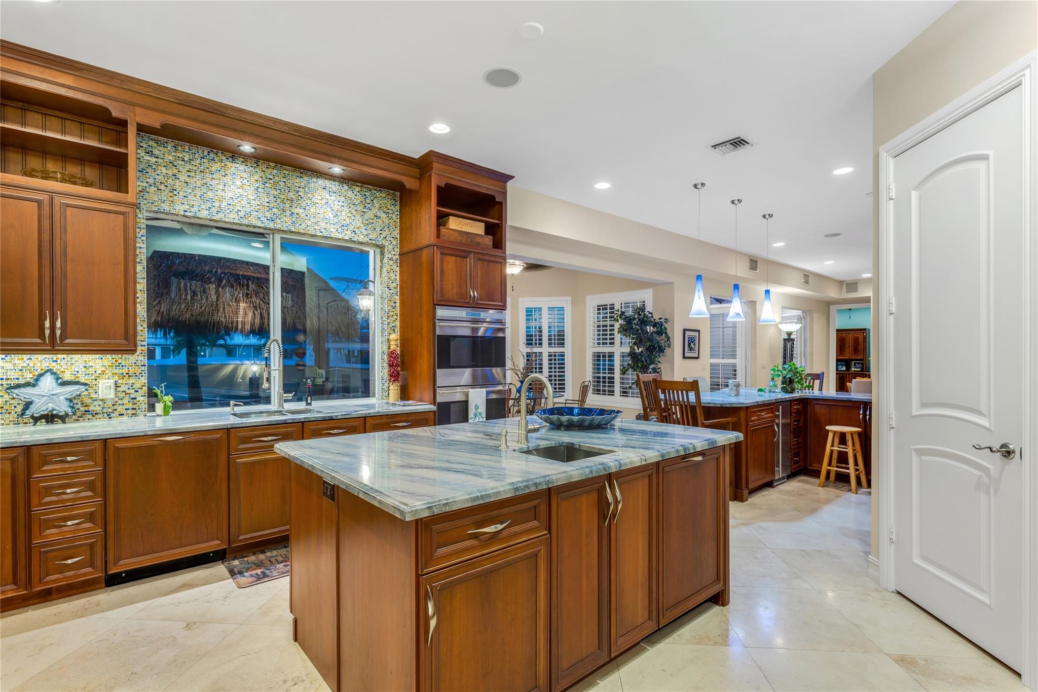 Lake Placid 35-23 B - Residential