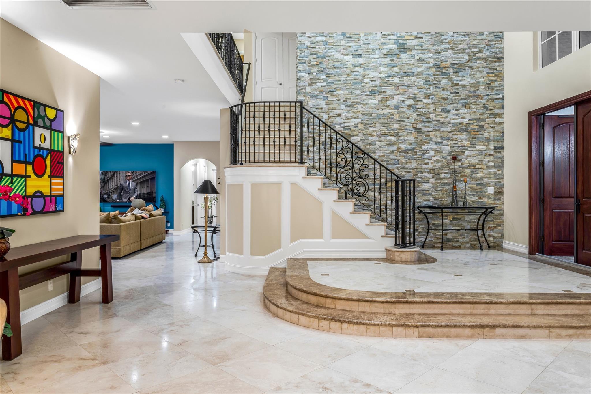 Lake Placid 35-23 B - Residential