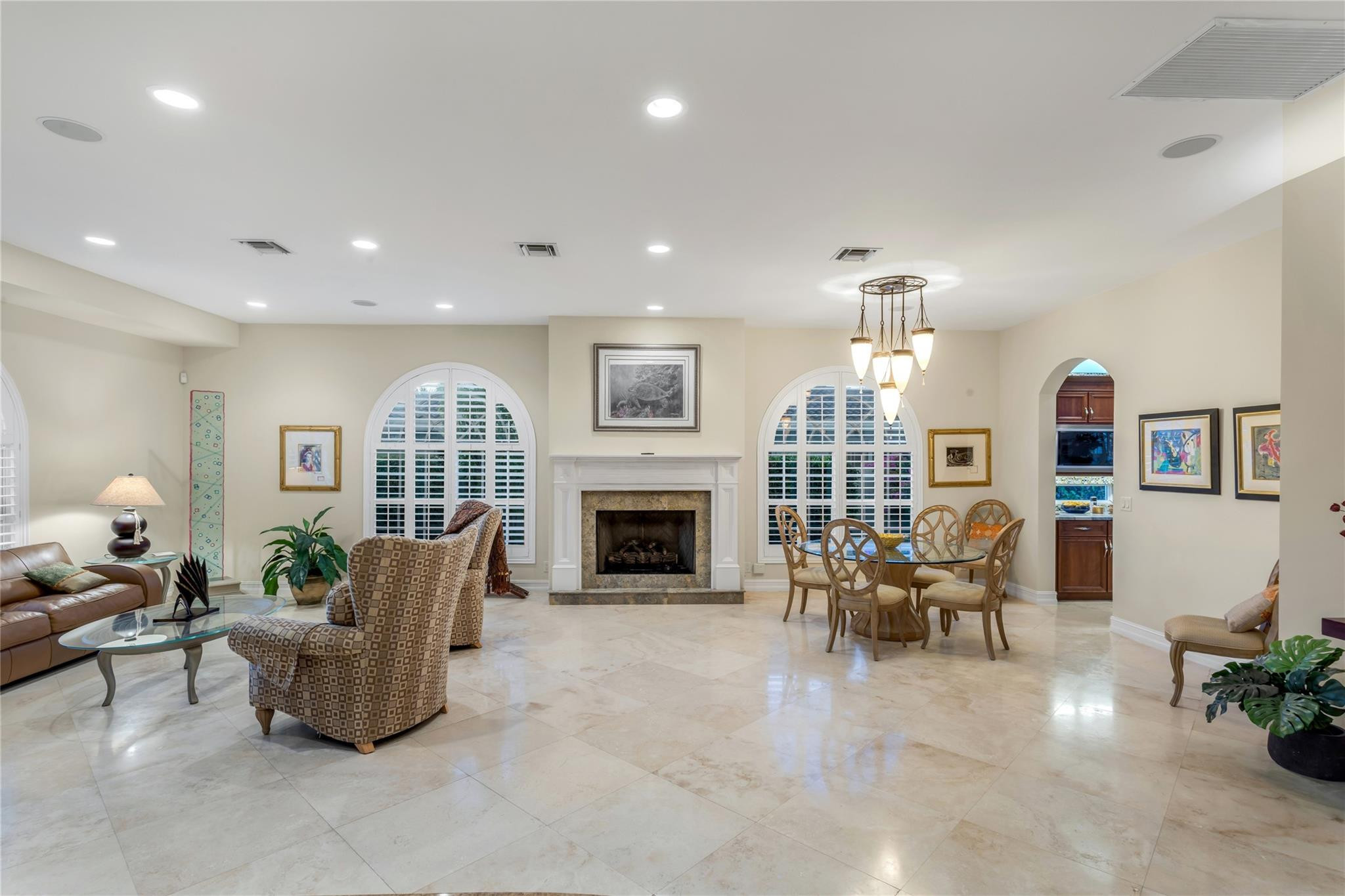 Lake Placid 35-23 B - Residential