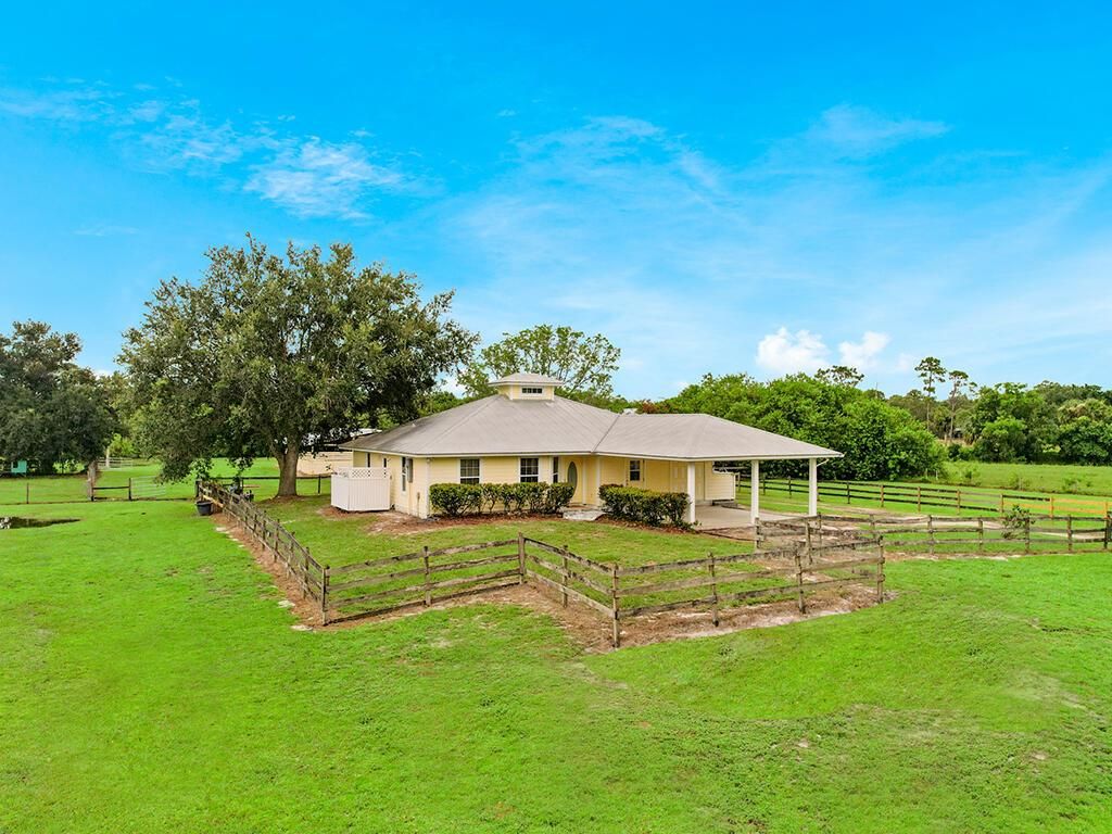 Photo of 4551 SW Boat Ramp Avenue, Palm City, FL 34990 (MLS # R11004045)