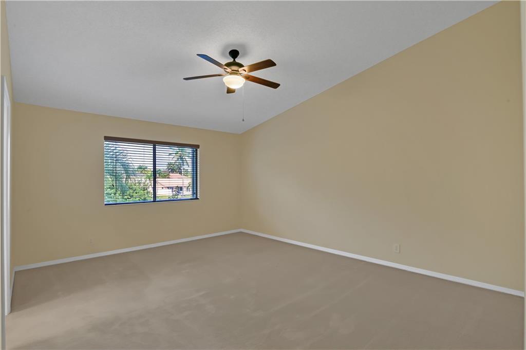 Coquina Lakes /Riverglen - Residential