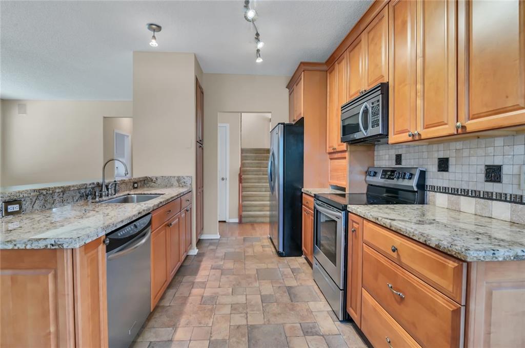 Coquina Lakes /Riverglen - Residential