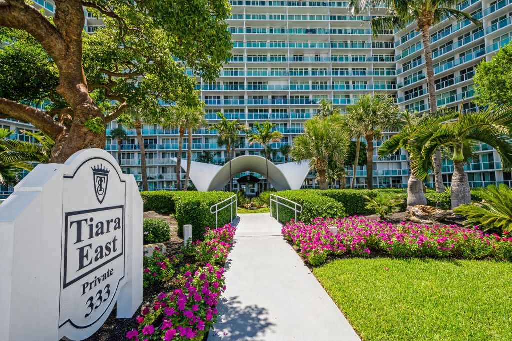 Photo of 333 NE 21st Avenue #604, Deerfield Beach, FL 33441 (MLS # B26012006)
