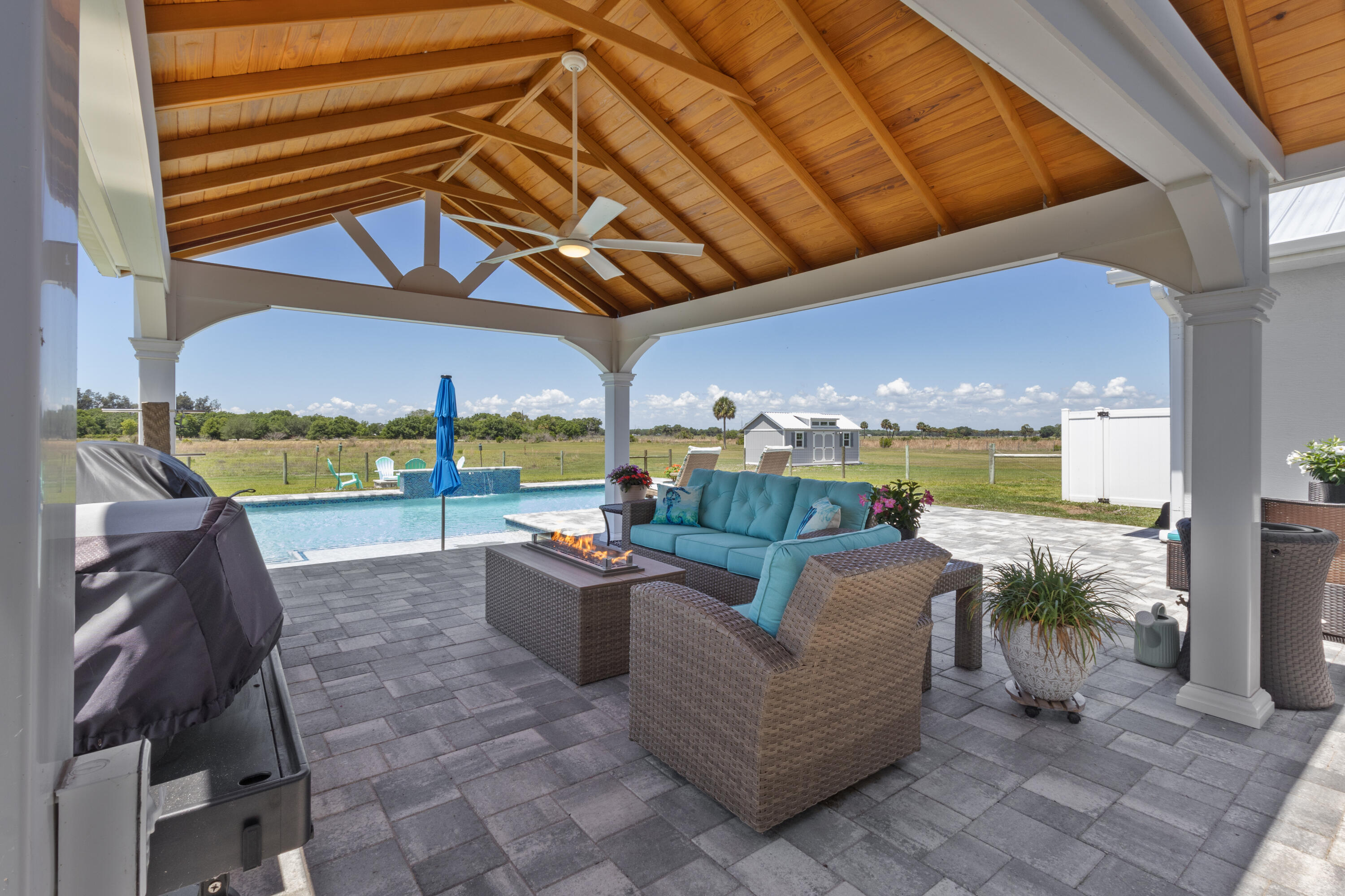 SHERMAN WOOD RANCHES - Residential