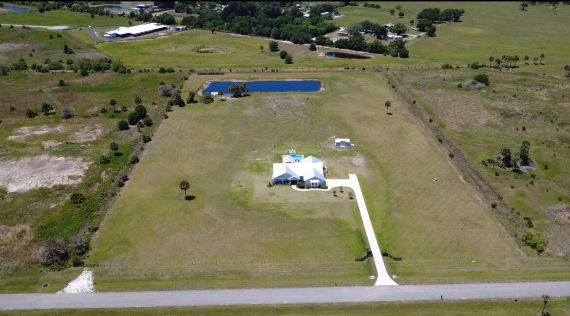 SHERMAN WOOD RANCHES - Residential