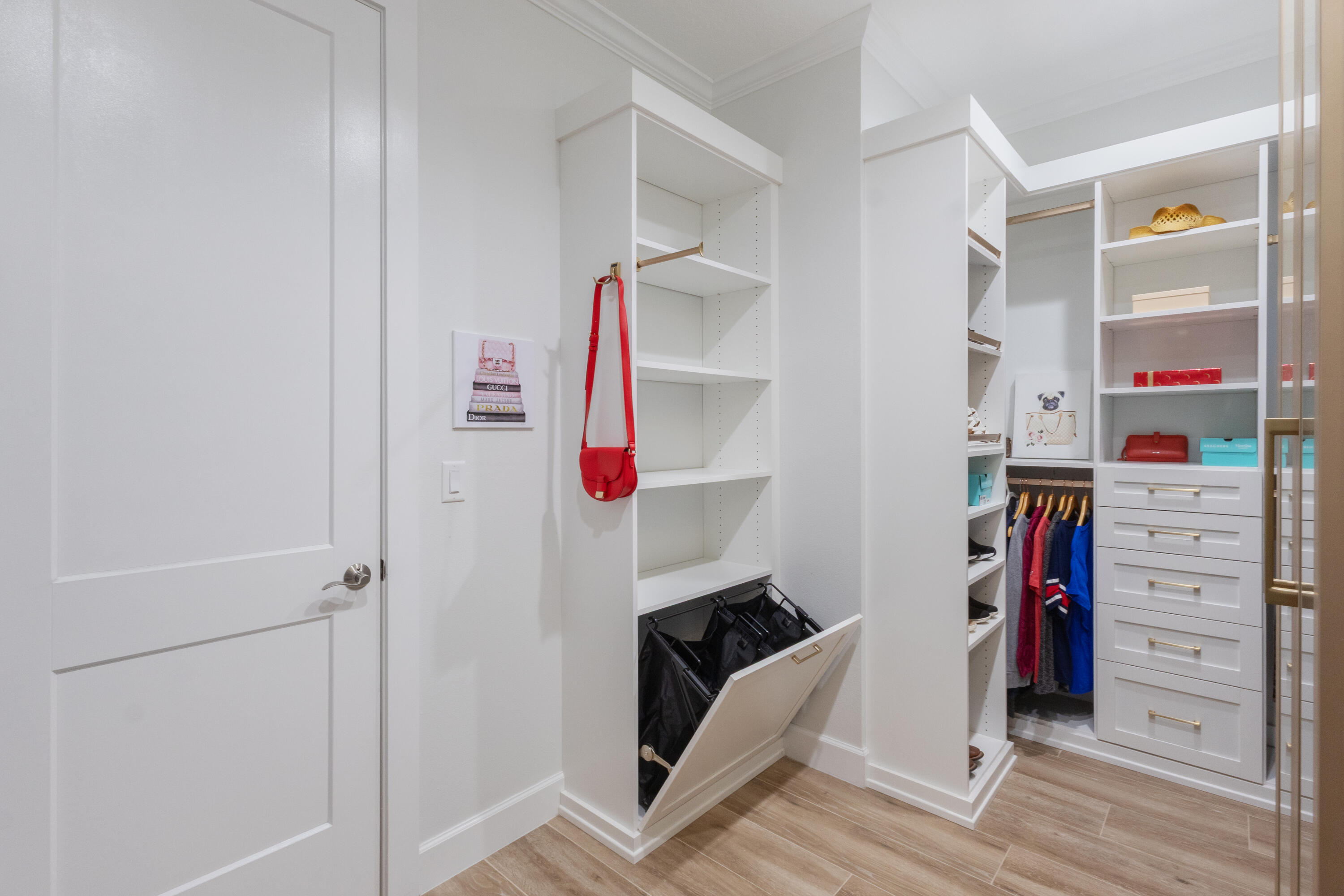 SHERMAN WOOD RANCHES - Residential