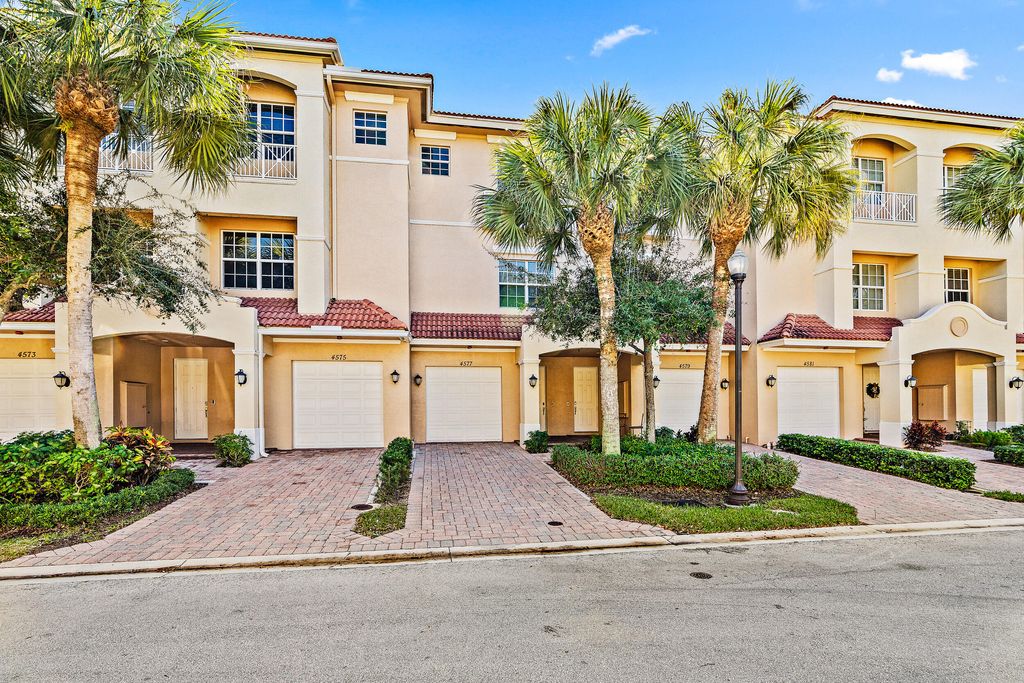 Photo of 4577 Artesa Way S, Palm Beach Gardens, FL 33418 (MLS # R10857918)