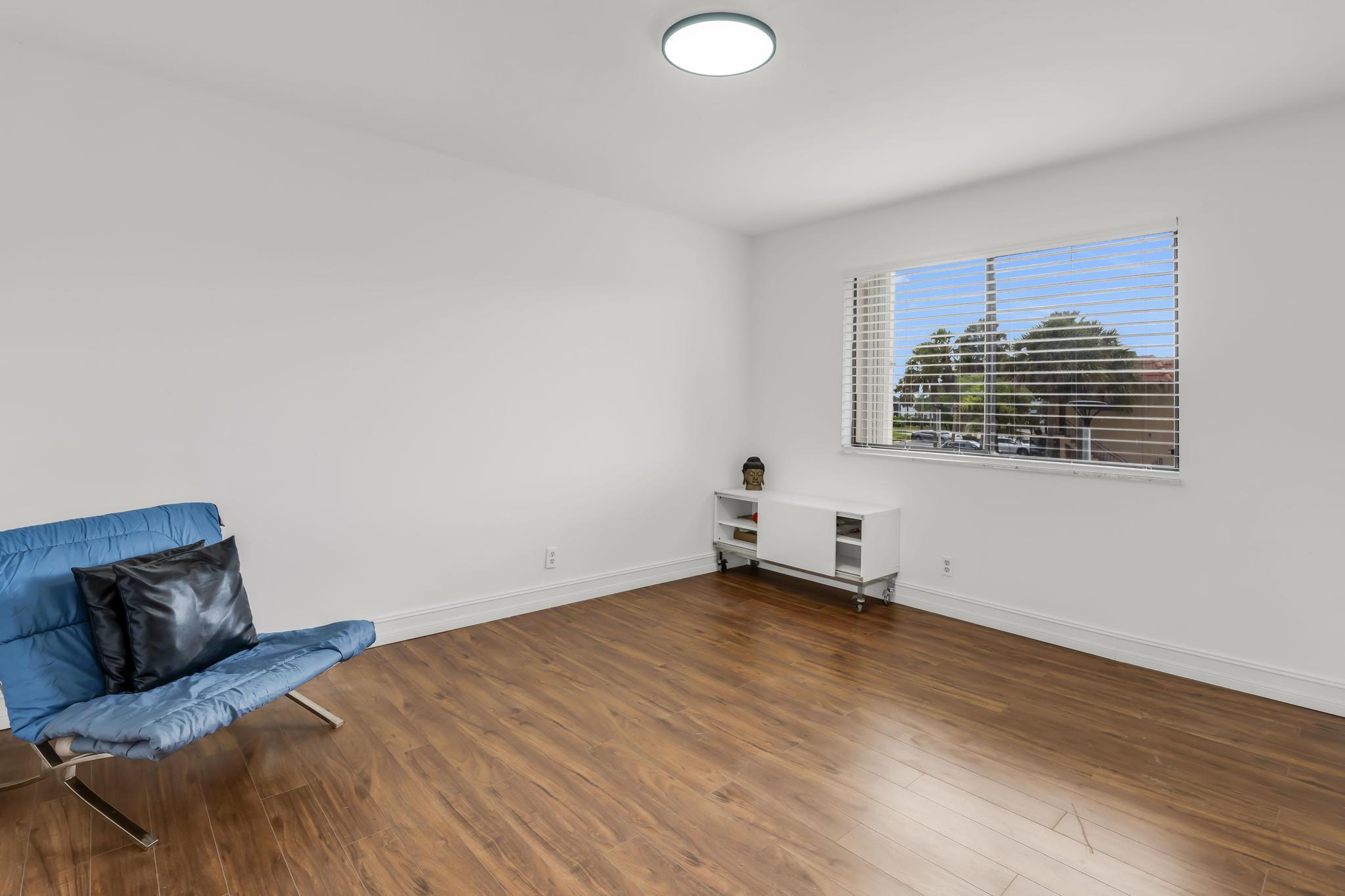 RACQUET CLUB APARTMENTS AT - Residential