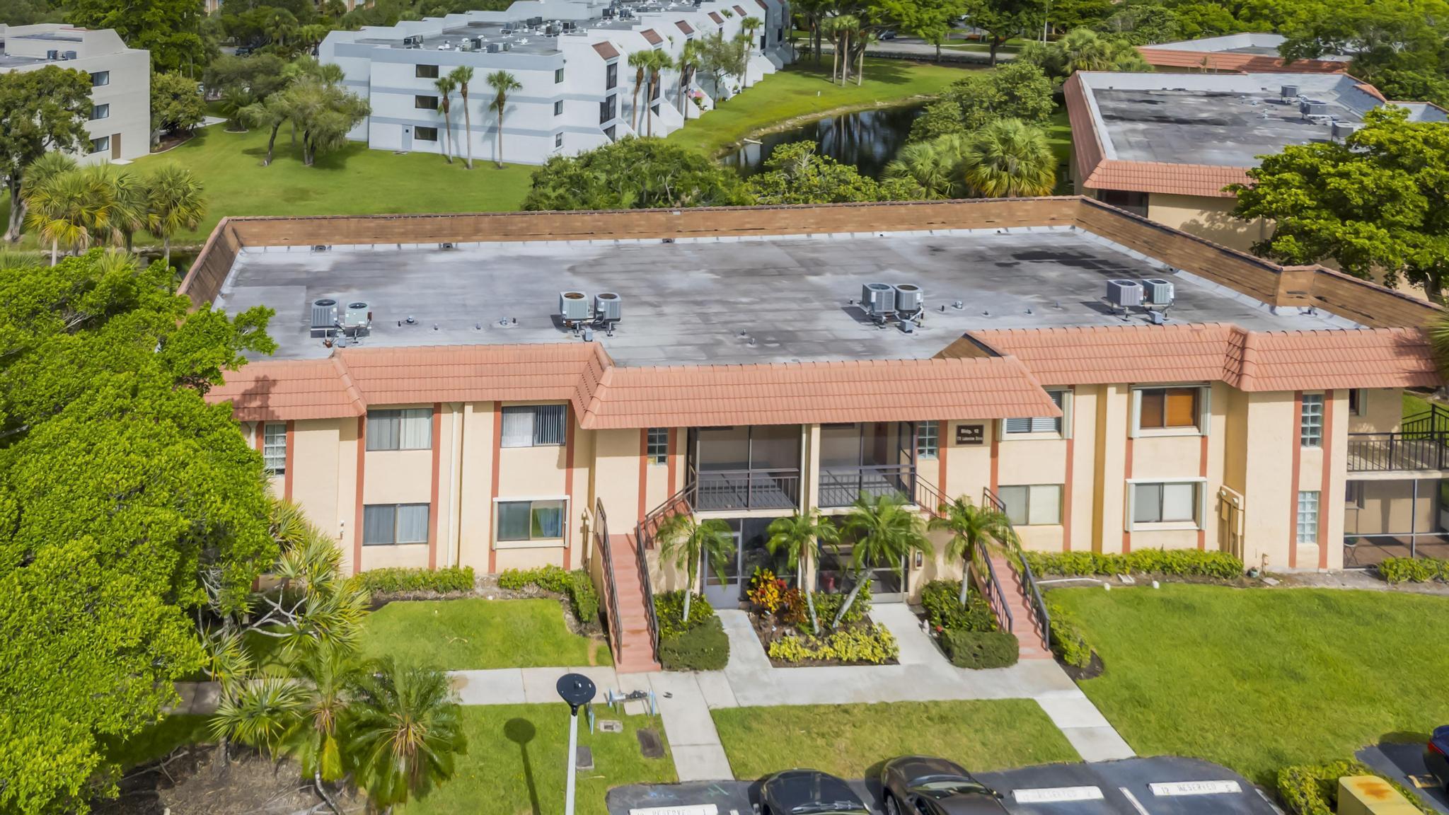 RACQUET CLUB APARTMENTS AT - Residential