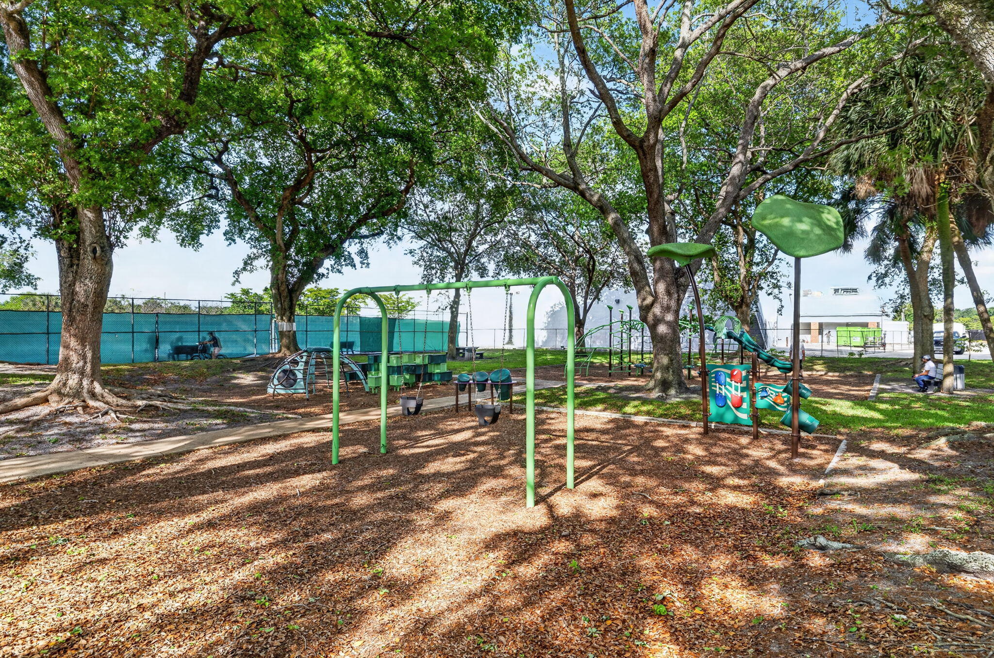 BREEZYWAY MANOR SECOND ADD - Residential